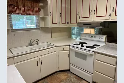 142 Rose Street, Cochran, GA 31014 - Photo 9