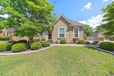 134 Wessex Drive, Bonaire, GA 31005 - Photo 1