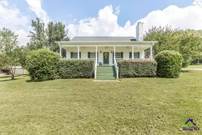 149 Kingsland Road, Hawkinsville, GA 31036 - Photo 1