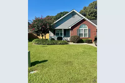 401 Spike Trail, Warner Robins, GA 31088 - Photo 1