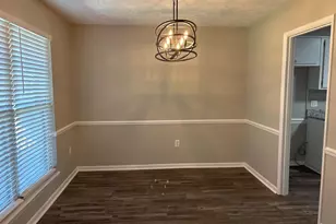 422 Lake Front Dr, Warner Robins, GA 31088 - Photo 3