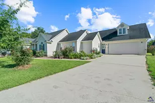 102 Meadow Ct, Warner Robins, GA 31088 - Photo 3