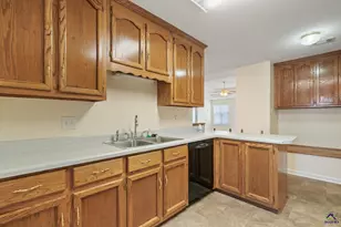 102 Meadow Ct, Warner Robins, GA 31088 - Photo 15