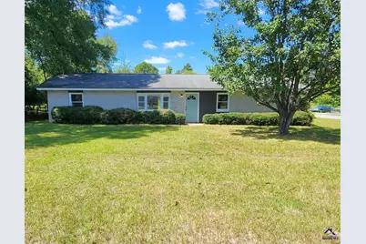 5559 Bacon Avenue, Eastman, GA 31023 - Photo 1