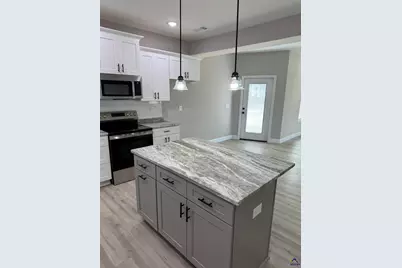 240 Beau Claire Circle, Warner Robins, GA 31008 - Photo 7