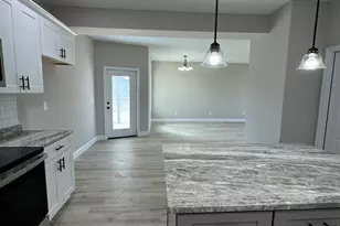 240 Beau Claire Cir, Warner Robins, GA 31008 - Photo 9