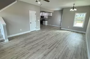 240 Beau Claire Cir, Warner Robins, GA 31008 - Photo 3