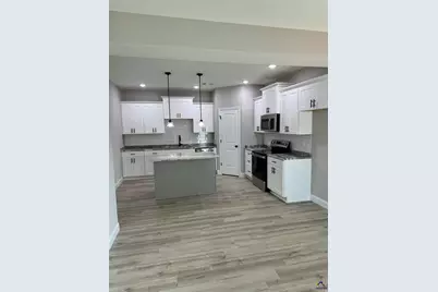 240 Beau Claire Circle, Warner Robins, GA 31008 - Photo 5