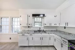 209 Calhoun St, Fort Valley, GA 31030 - Photo 13