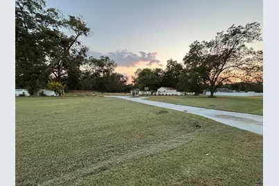 140 Racetrack Drive, Cochran, GA 31014 - Photo 7