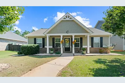 302 Charles Gray Boulevard, Perry, GA 31069 - Photo 1