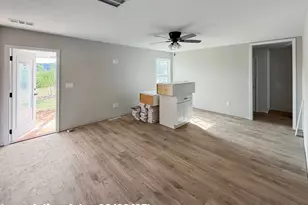 204 Sutton Dr, Perry, GA 31069 - Photo 19