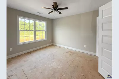 206 Sutton Drive, Perry, GA 31069 - Photo 11