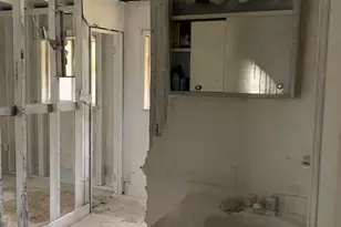 303 Carroll Dr, Warner Robins, GA 31093 - Photo 11