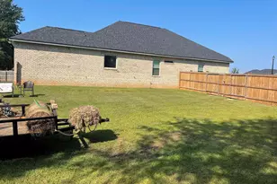 204 Susanne&apos S Retreat, Perry, GA 31069 - Photo 9