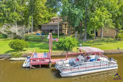 879 N Confederate Drive, Macon, GA 31210 - Photo 1