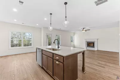 312 Air View Drive, Warner Robins, GA 31093 - Photo 33