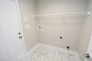 412 Lamplight Dr, Byron, GA 31008 - Photo 13