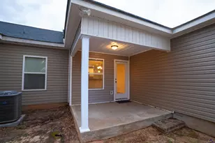 203 Washington Place Drive, Perry, GA 31069 - Photo 7