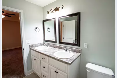 203 Washington Place Drive, Perry, GA 31069 - Photo 19