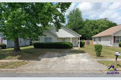 302 Kensington Circle, Warner Robins, GA 31093 - Photo 3