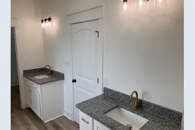 112 Pecan St, Cochran, GA 31014 - Photo 9