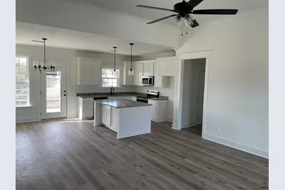 116 Pecan St, Cochran, GA 31014 - Photo 3