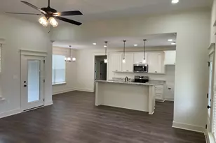 118 Pecan St, Cochran, GA 31014 - Photo 5