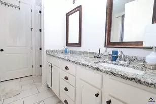 110 Gwendolyn Ave, Perry, GA 31069 - Photo 15