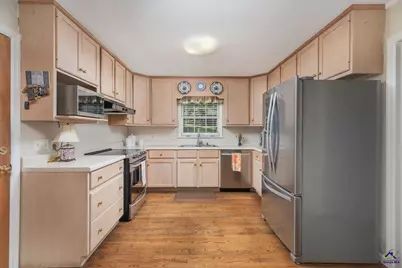 4939 Guerry Drive, Macon, GA 31210 - Photo 9