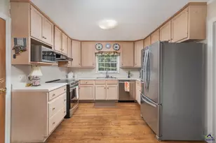 4939 Guerry Dr, Macon, GA 31210 - Photo 9