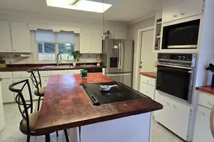 204 Deerwood Cir, Warner Robins, GA 31088 - Photo 9