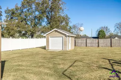 306 Antebellum  Circle, Warner Robins, GA 31093 - Photo 13