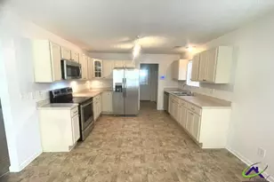 208 Apple Ct, Warner Robins, GA 31088 - Photo 5