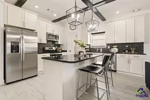 205 Beau Claire Cir, Byron, GA 31008 - Photo 7