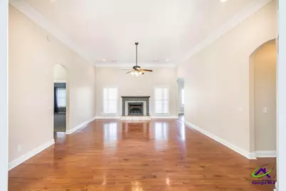 115 Flora Circle, Warner Robins, GA 31088 - Photo 9