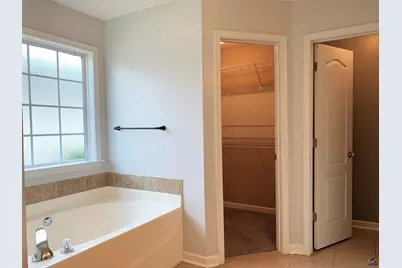 110 Amber Drive, Byron, GA 31008 - Photo 11