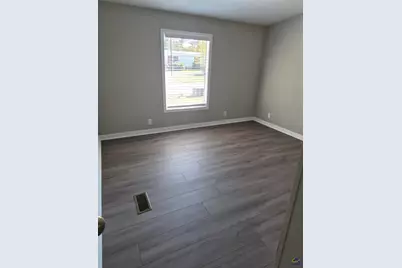 221 Hanover Drive, Byron, GA 31008 - Photo 11