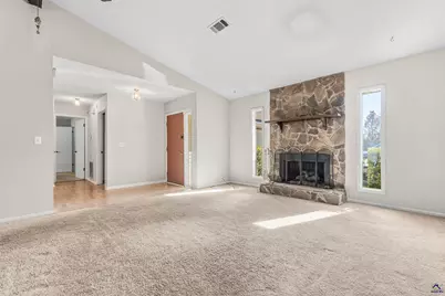 207 Summerhill Place, Warner Robins, GA 31088 - Photo 9