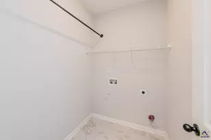 309 E River Cane Run, Perry, GA 31069 - Photo 5