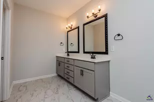 309 E River Cane Run, Perry, GA 31069 - Photo 19