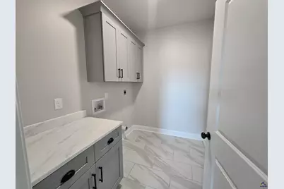 211 Serenity Court, Byron, GA 31008 - Photo 9