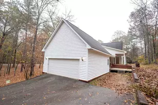 1646 E Wesley Chapel Rd, Byron, GA 31008 - Photo 9