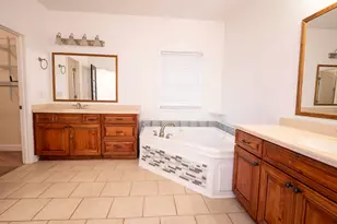 1646 E Wesley Chapel Rd, Byron, GA 31008 - Photo 35