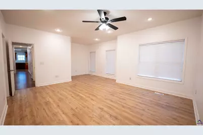 1646 E Wesley Chapel Road, Byron, GA 31008 - Photo 31