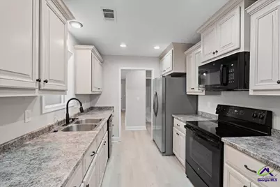 705 Tallulah Trail, Warner Robins, GA 31088 - Photo 11