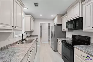 705 Tallulah Trail, Warner Robins, GA 31088 - Photo 11