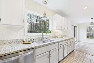 202 Hilltop Cir, Macon, GA 31210 - Photo 17