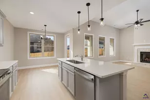 411 Colt Ct, Kathleen, GA 31047 - Photo 11