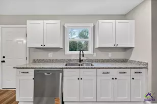 315 Lee St, Perry, GA 31060 - Photo 9